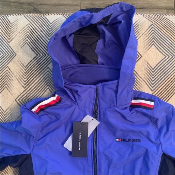 Tommy Hilfiger Raincoat - Picture 2 of 13
